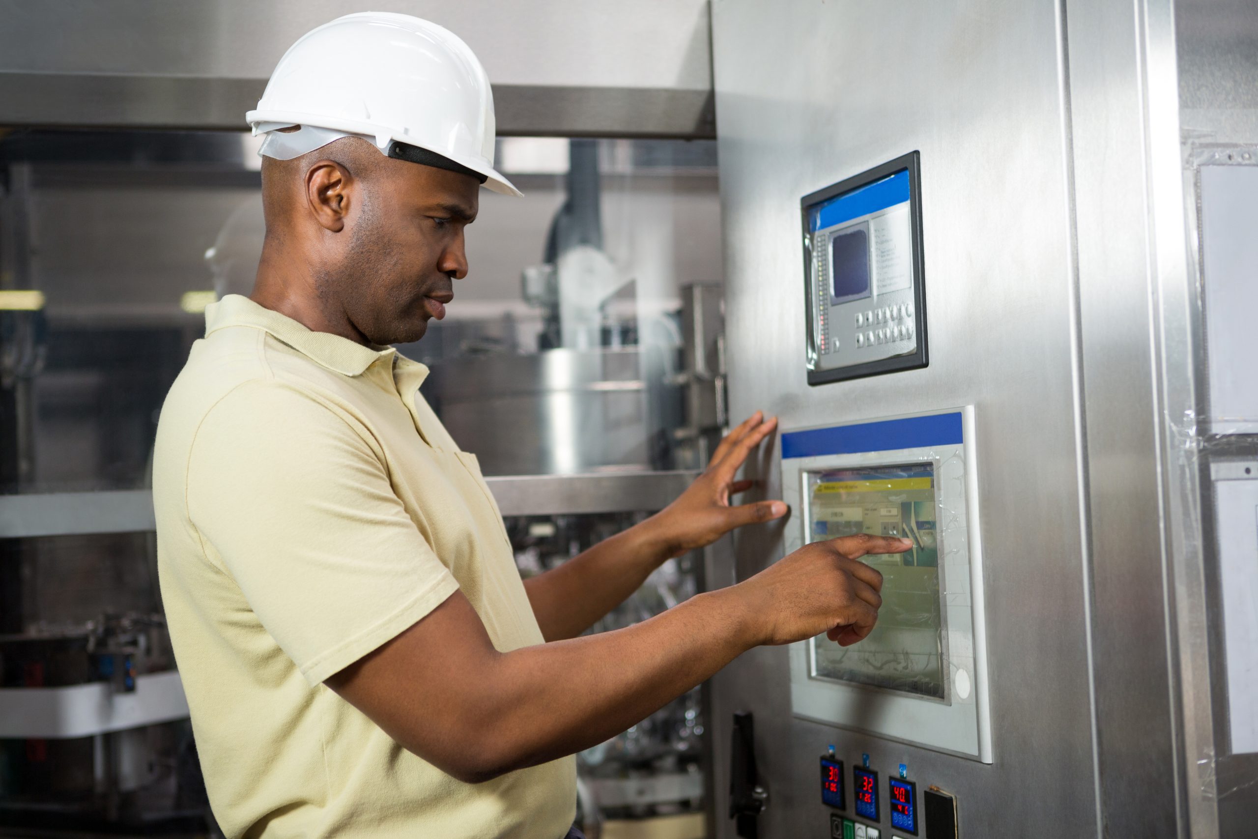 Smarter Refineries with AI